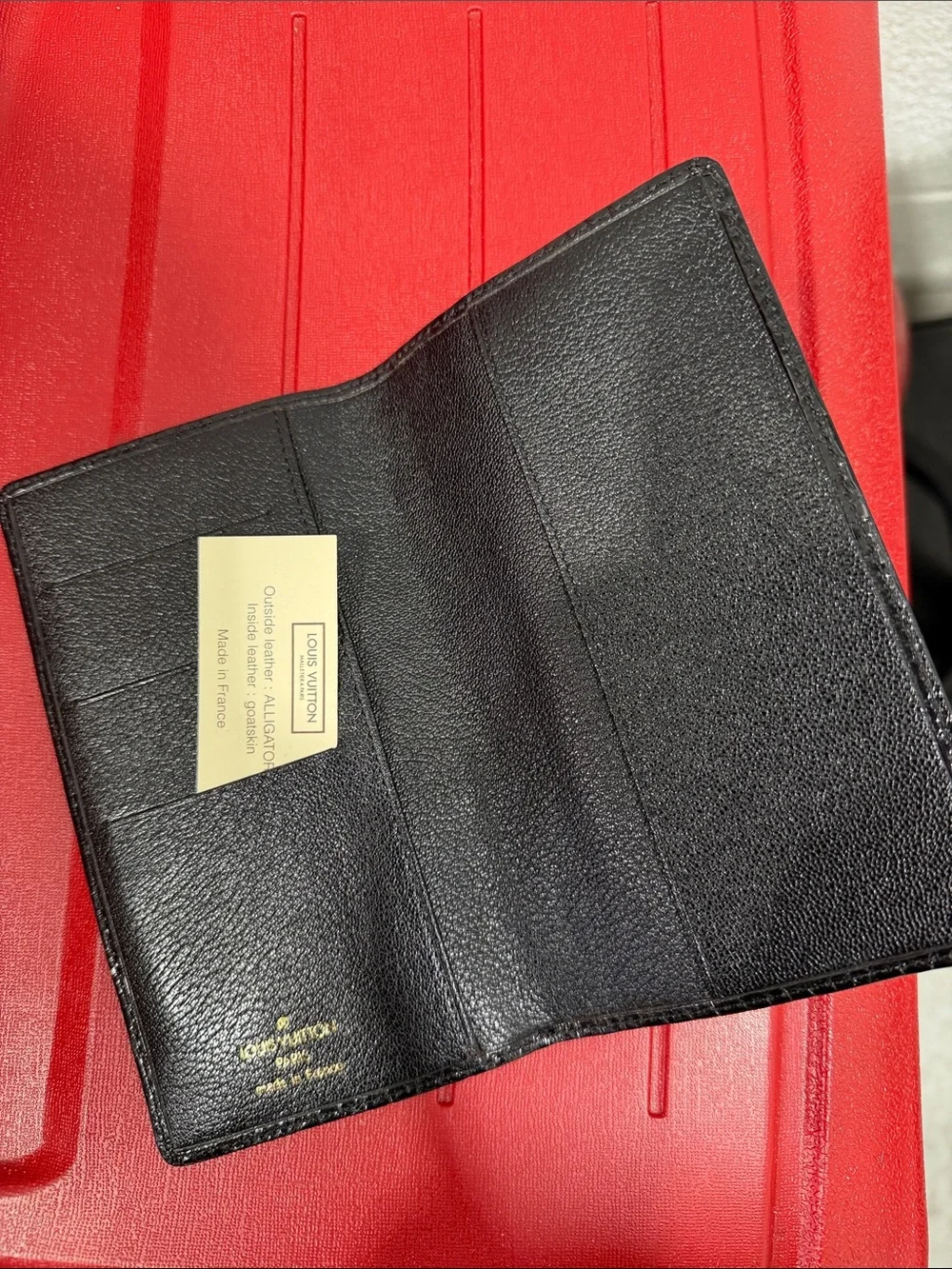 Louis Vuitton Men's Black Leather Wallet